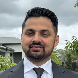 Arash Barinder Singh，注册移民代理