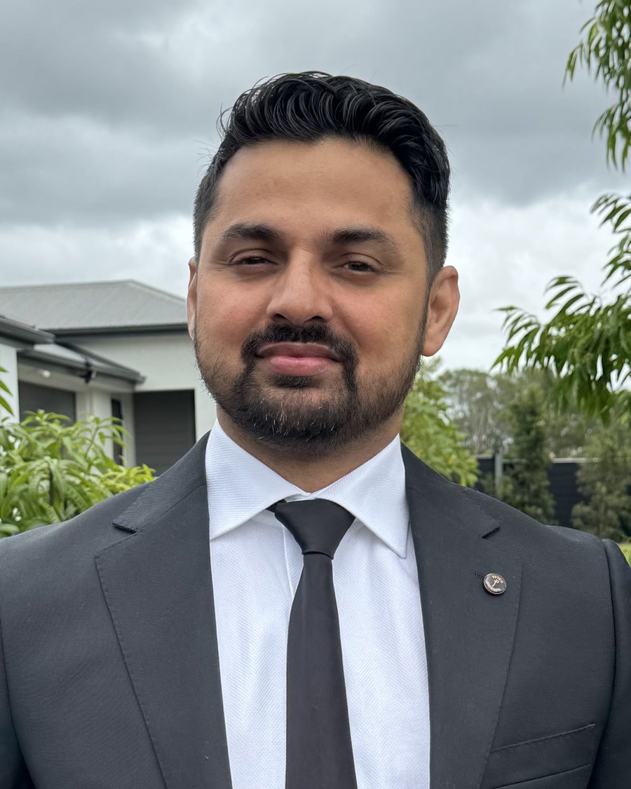 Arash Barinder Singh, registered migration agent